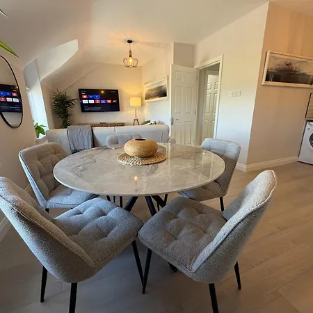 Apartment Penthouse Sea View In