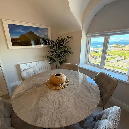 Apartment Penthouse Sea View In *